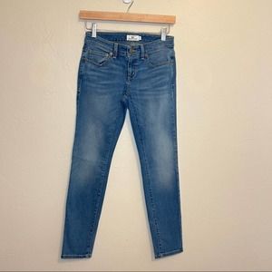 Vineyard Vines Skinny Jeans